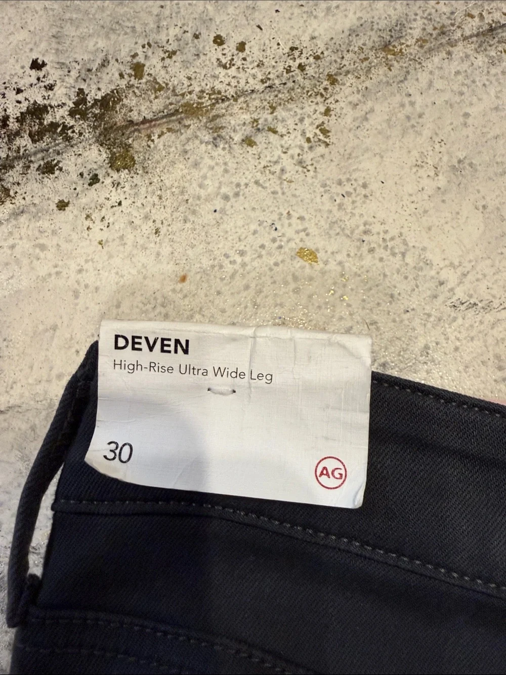 Ag Adriano Goldschmied Deven ultra wide leg in Dark Gray size 30